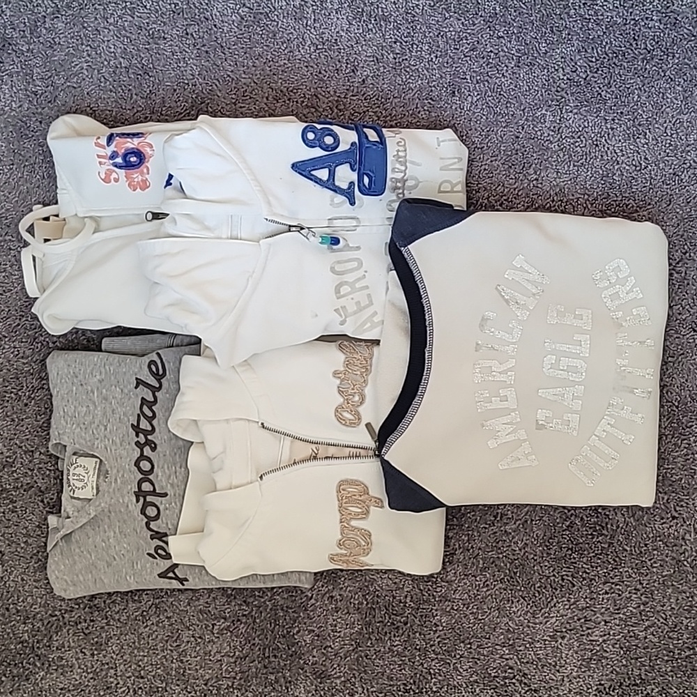 American Eagle Sweatshirt Bundle - image 1